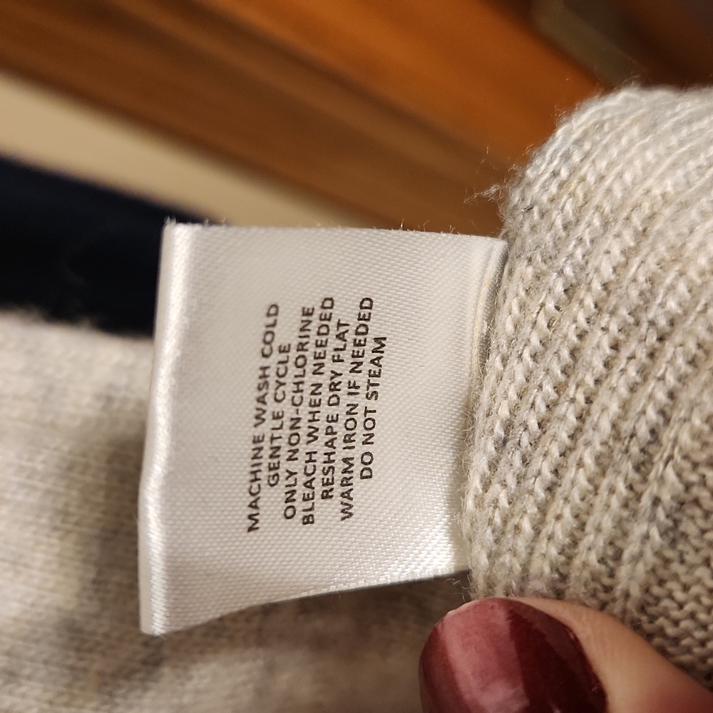 Gray/ Navy Sweater - Picture 4 of 5